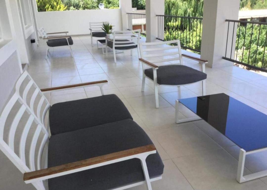 Finca La Puebla Hotel La Consulta Екстериор снимка